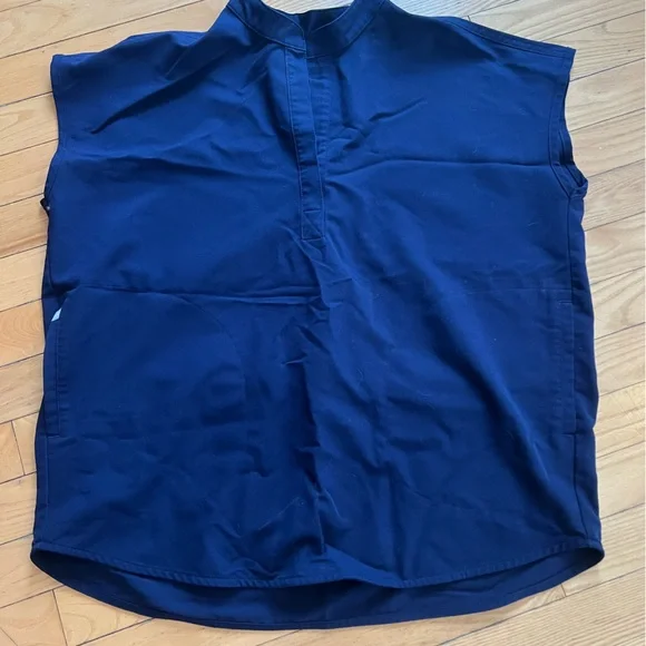 Women’s Figs Scrub Set - Size Small - Picture 3 of 5